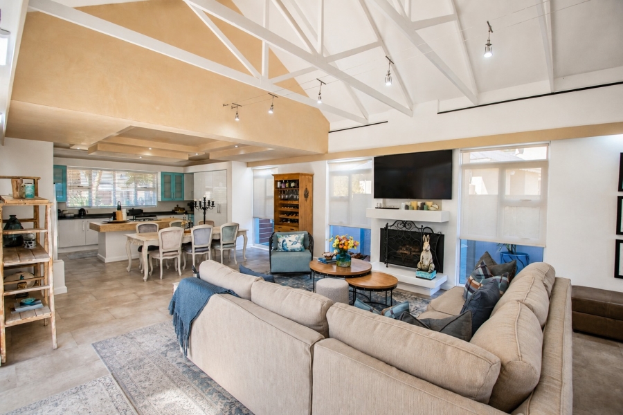 4 Bedroom Property for Sale in Marina Martinique Eastern Cape